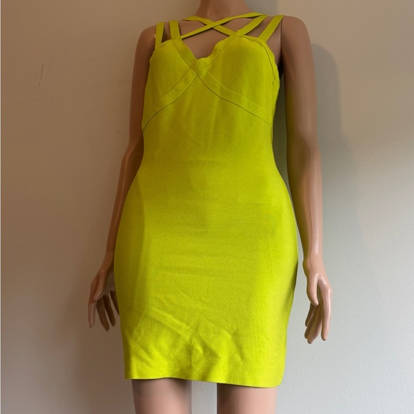 bebe Dresses & Skirts - Bebe Yellow Ruched Bodycon Mini Dress